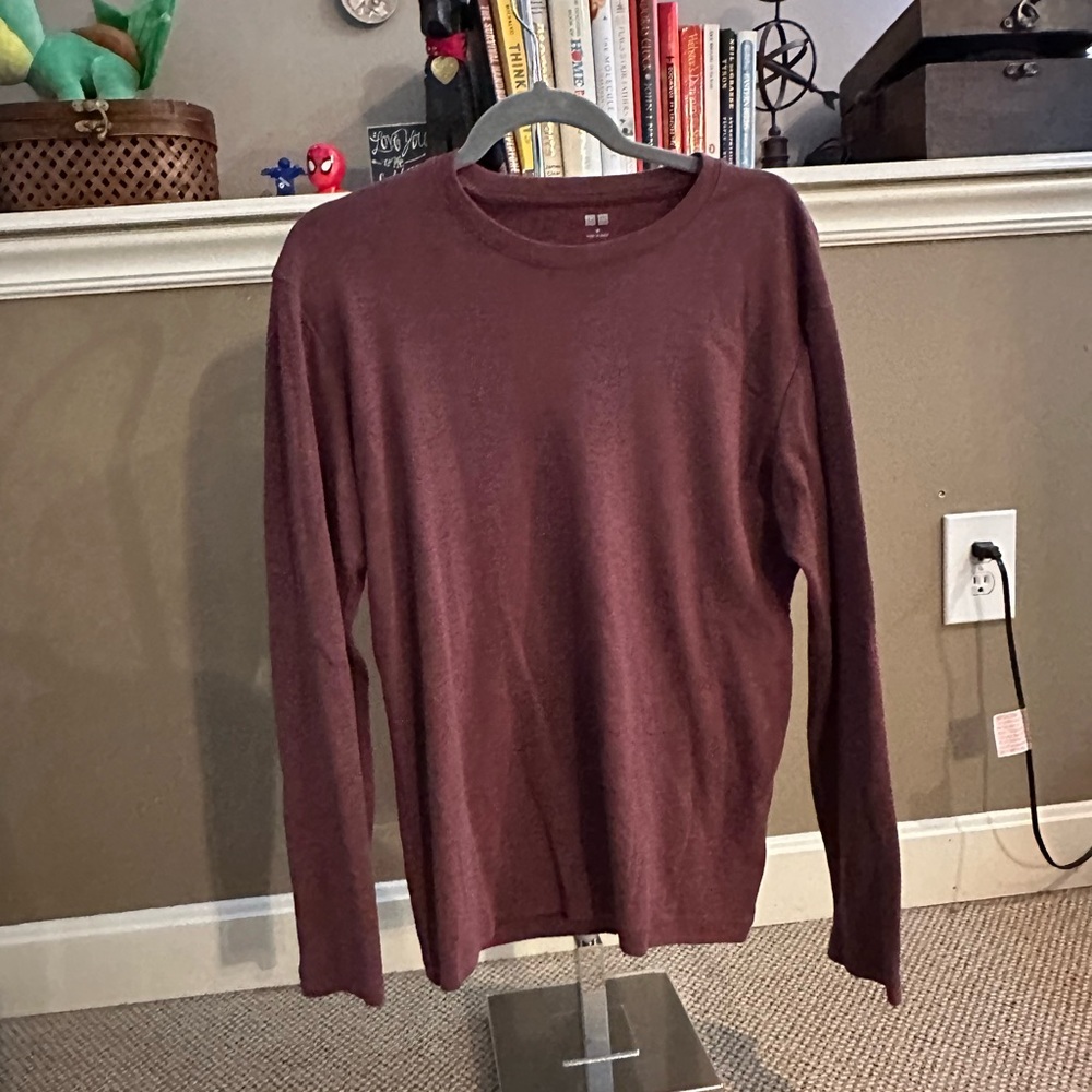 Maroon Uniqlo Long sleeve | New | Size: M